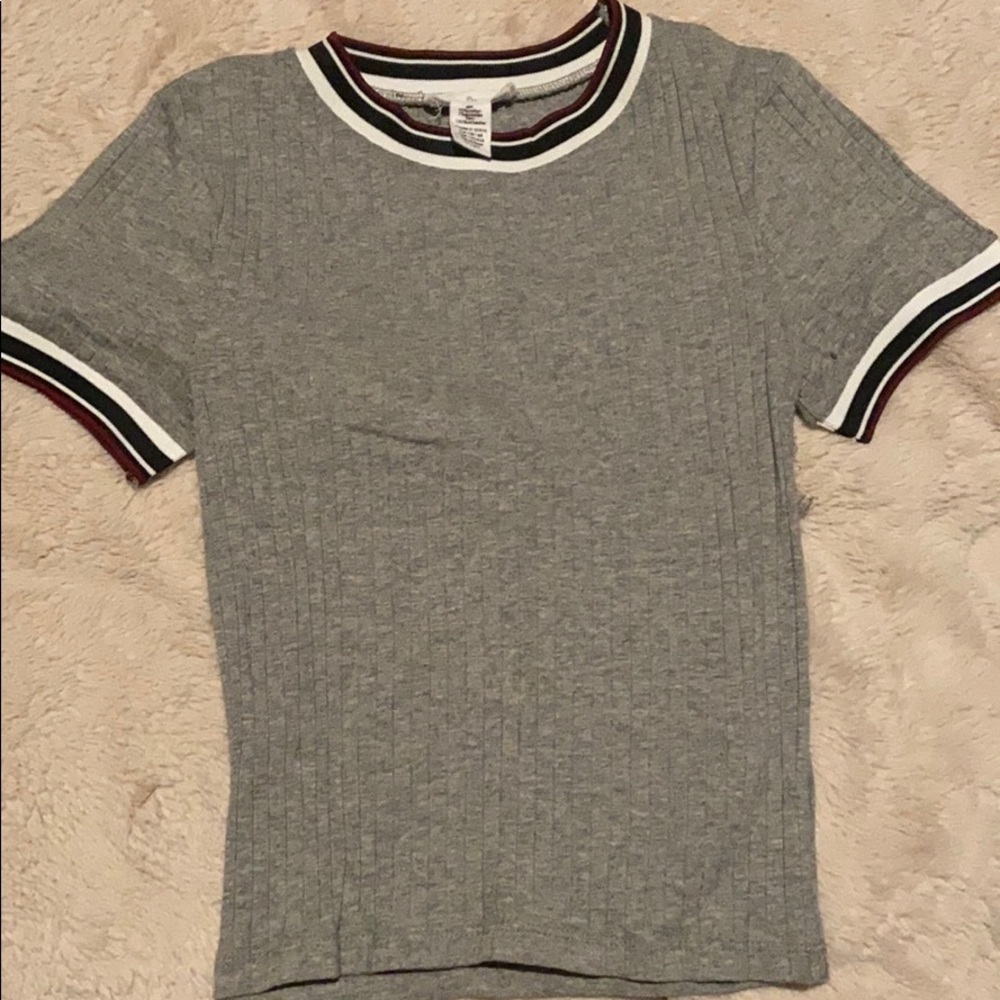 Cropped tee
